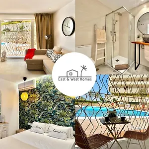  Aparthotel Loft 18 Beachfront Center Spain